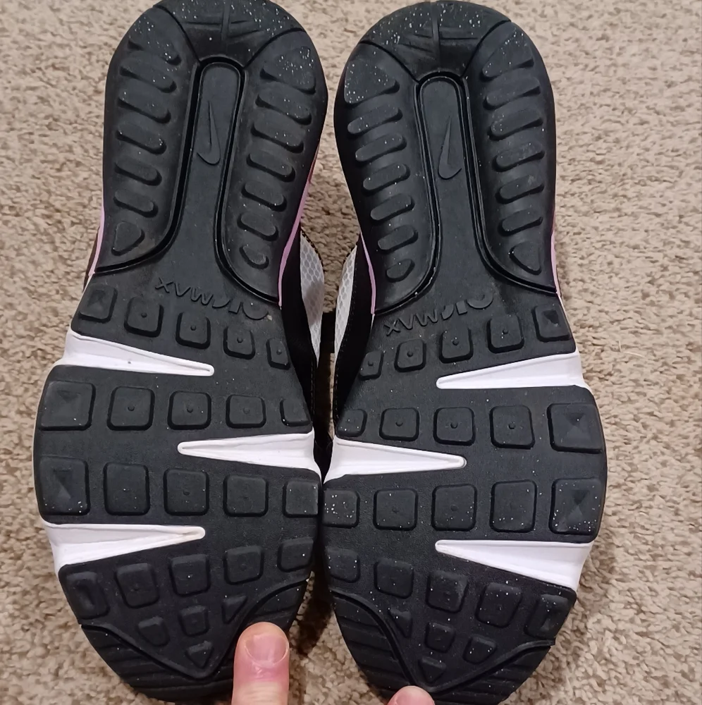 Nike Air Max 2090 Pink And Black Shoes CJ4066-104 Womens Size 6 Youth 4.5 - Picture 9 of 9